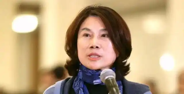 董明珠停职审查事件的深入分析，格力电器何以应对舆论压力？_格力辟谣_格力舆情