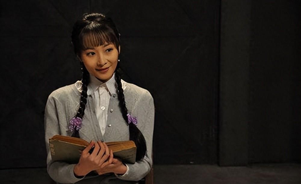 电影角色背景成就演员图片_电影角色背景成就演员是谁_四大电影的角色演员背景与成就