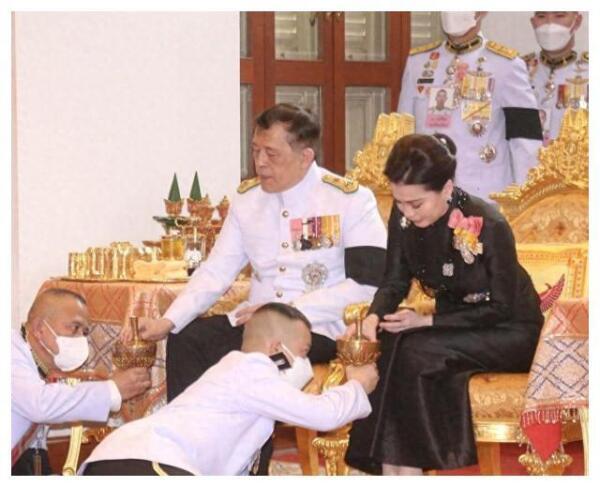 包拯权利怎么那么大_包拯与后宫权力的斗争_包拯太后
