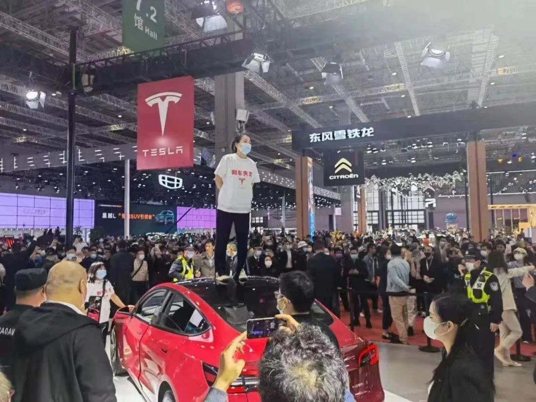 特斯拉提供刹车失灵事件车辆数据背后 诸多问题待解