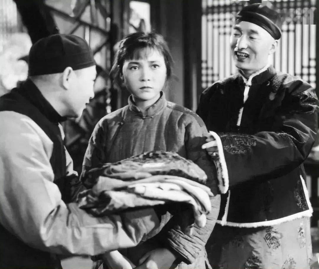 红色经典电影在21世纪的三种当代回响方式及背后意义