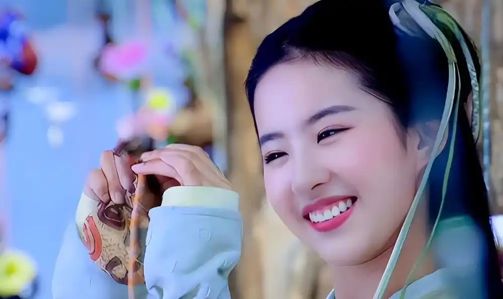 刘亦菲事业心强吗_刘亦菲的商业价值_刘亦菲的演艺事业与社会影响