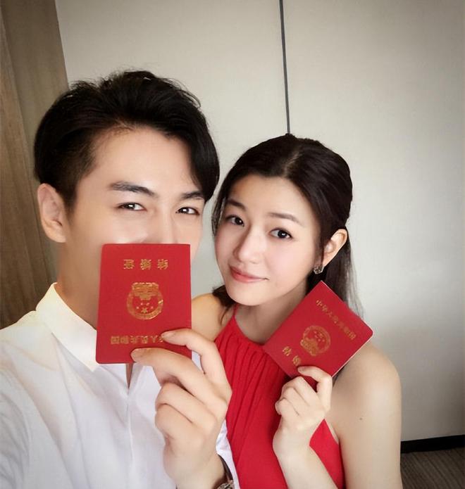 陈妍希和曾志伟最惊艳的照片_陈妍希的八卦新闻_陈妍希