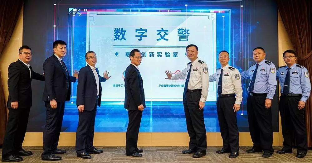 节假日出行高峰_如何在节假日高峰期安全出行？_节假日出行交通安全提醒