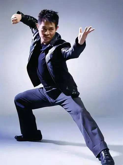 百度李连杰中国武术_李连杰与中国武术的推广_李连杰武术大赛得到领导接见