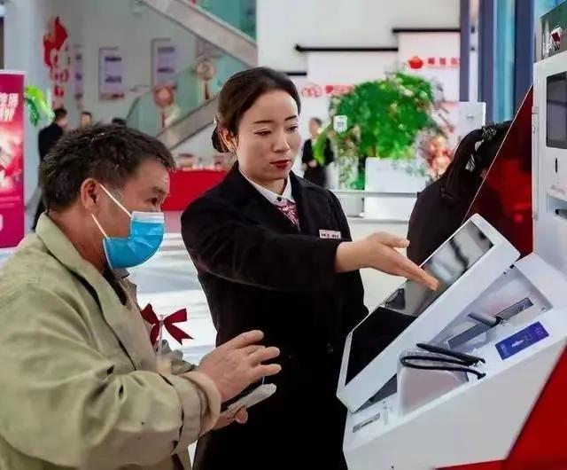 数字货币投资组合优化：如何管理风险与收益的平衡_收益风险均衡_货币收支平衡