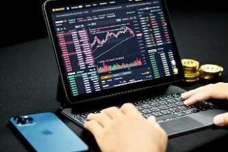Web技术如何赋能数字货币交易：提升安全性与优化用户体验的全面解析