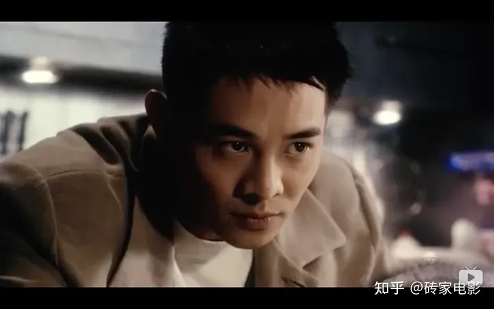 李连杰：华语动作明星中的全方位优势与独特气质