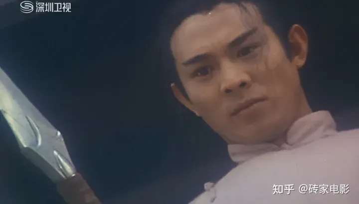 李连杰招牌动作_李连杰动作剪辑_李连杰的动作设计与影视效果