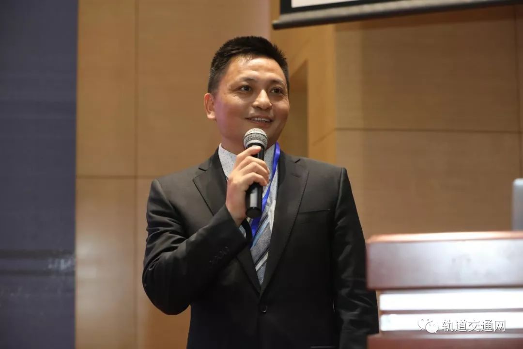 拓展视野提升_拓宽视野思路_如何通过token应用参与各类线上活动与研讨会，拓宽视野并提高投资技能。